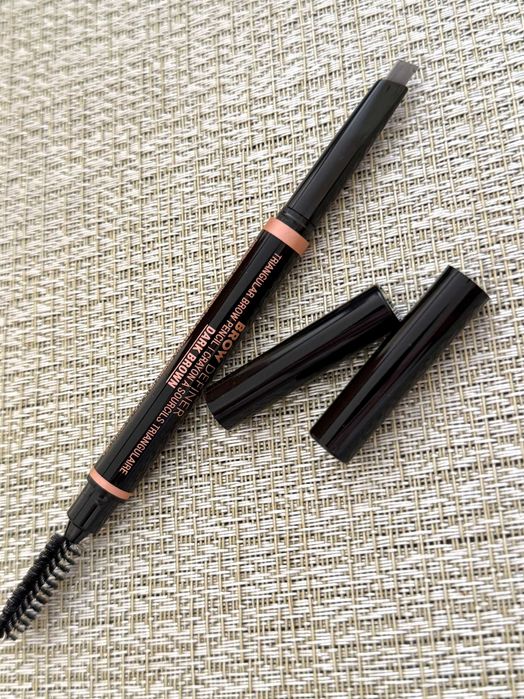 Олівець для брів Anastasia Beverly Hills Brow Definer. Оригінал