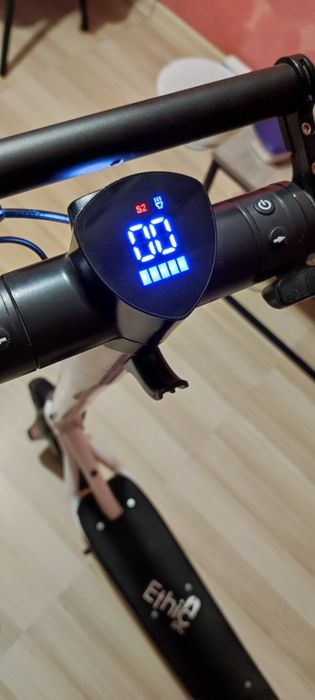 Электросамокат 600w 12.5Ah