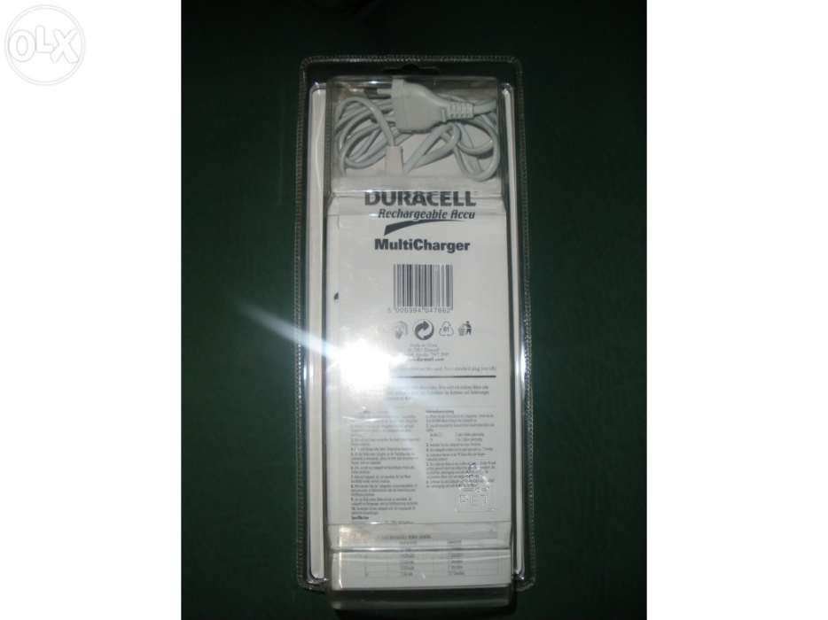 Carregador Duracell todo o tamanho de pilhas