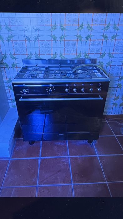 Fogão 5 bocas e forno
