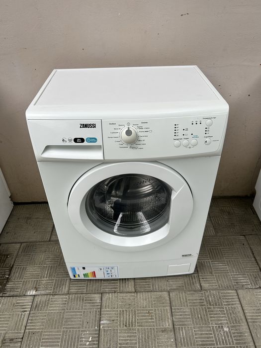 Стиральная машина Zanussi 6 кг.ZWSG6100V.Гарантия!