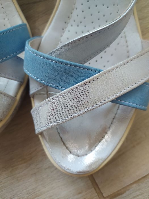 Buty na koturnie 41