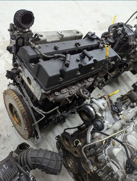 Мотор двигун двигатель Hyundai H1 Kia Sorento D4CB