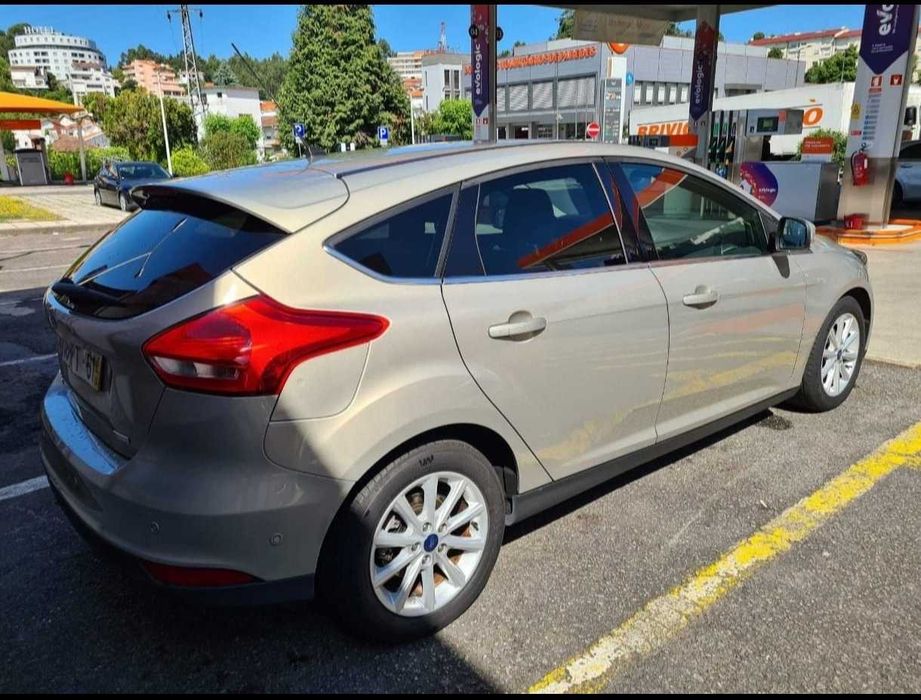 Carro Focus 2015