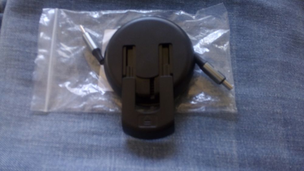 Cabo retráctil USB C a USB C 1M com suporte de telemóvel