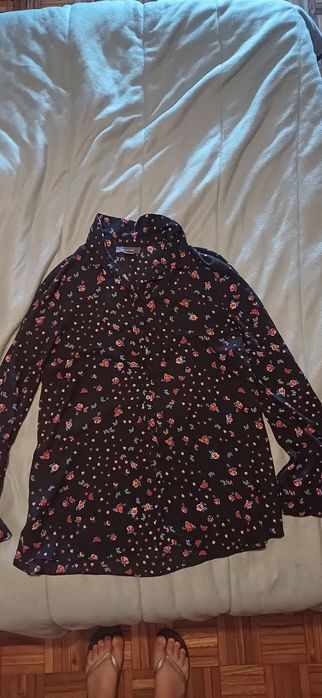 Camisas com flores
