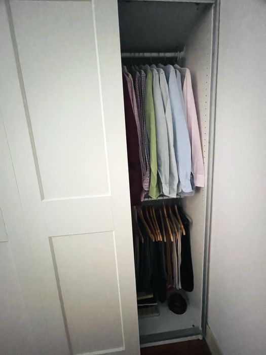Roupeiro branco com portas de correr - IKEA