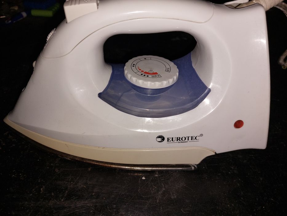 Праска,  залізко