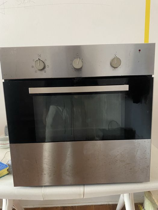 Vendo placa e forno em bom estado.