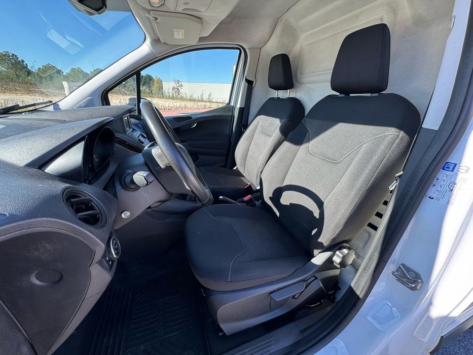 Ford Courier 2021