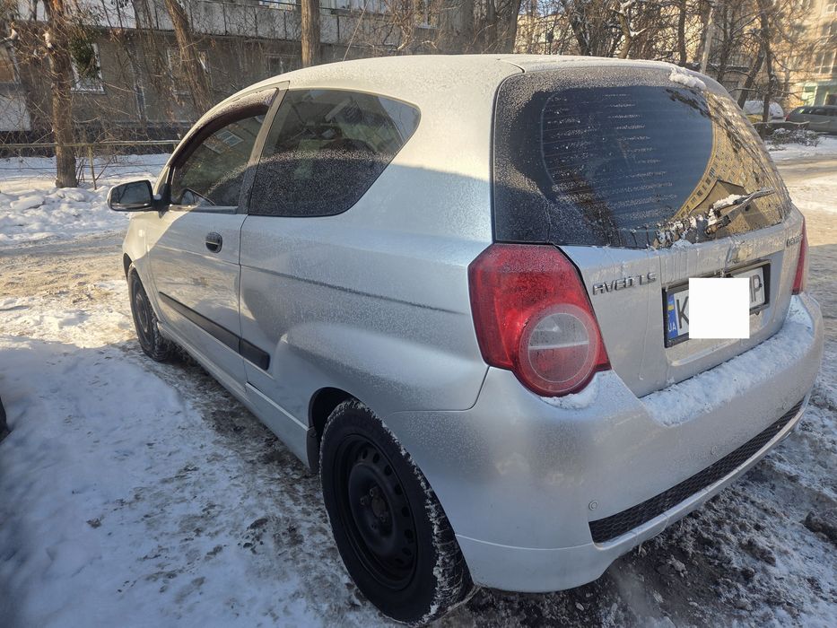 Chevrolet Aveo 2010 рік    продам