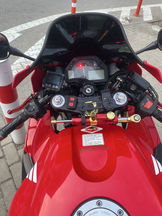 Honda cbr600rr pc37