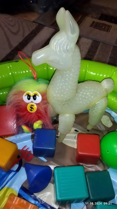 Пакет игрушек надувной бассейн Интекс  кубики