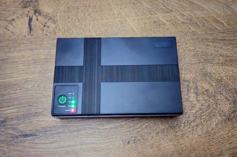 ДБЖ  ups упс DC1036P 12000mAh 36W бесперебойник повербанк для роутера