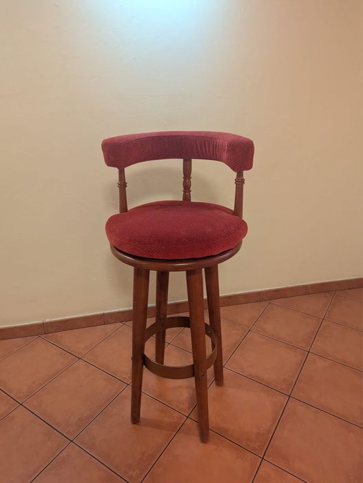 hokery tapicerowane do Baru,salonu itp