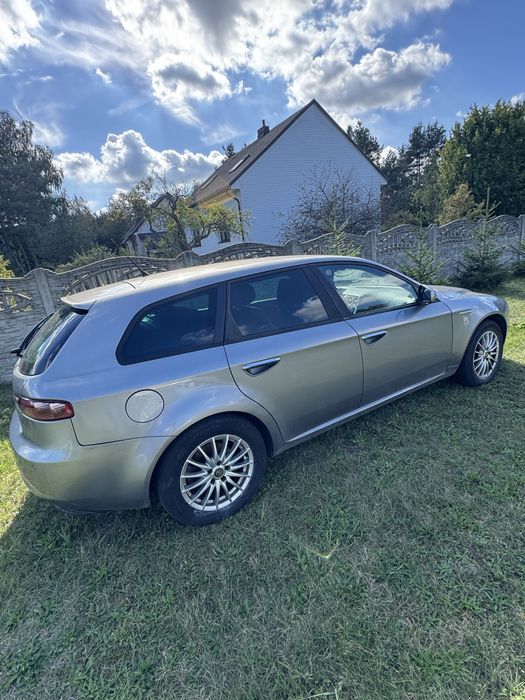 Alfa Romeo 159