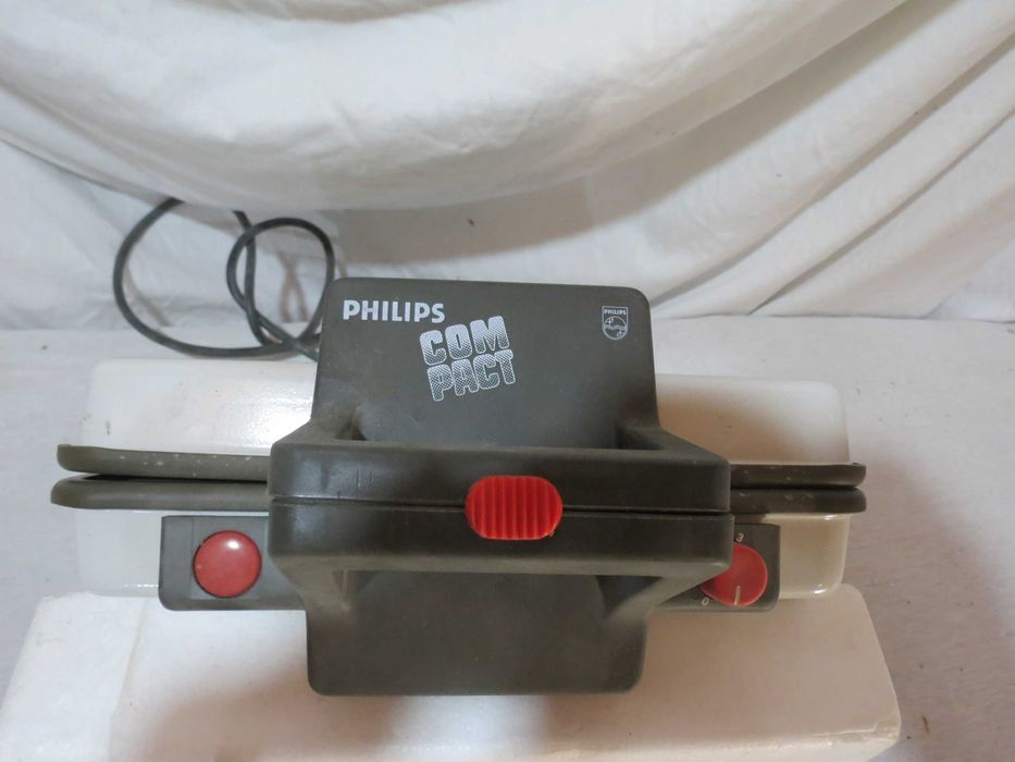 Grelhador PHILIPS elétrico compacto HL 3754 NOVO