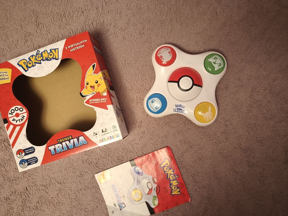 Gra Pokemon Trivia z bateriami stan idealny