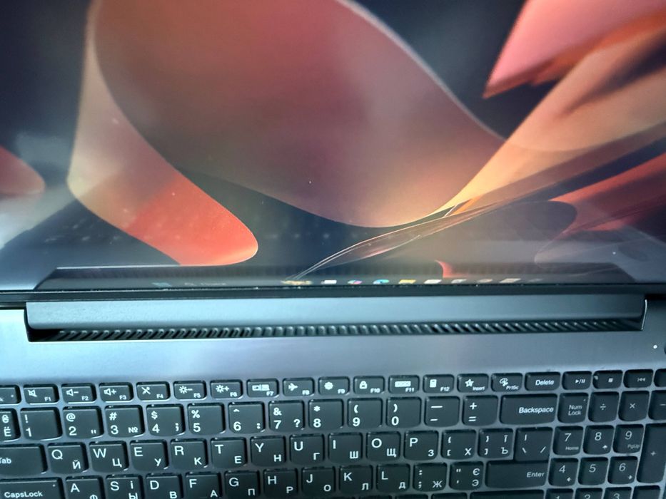 Lenovo IdeaPad 3 / Core i5 12gen / 16GB RAM / SSD 512GB/