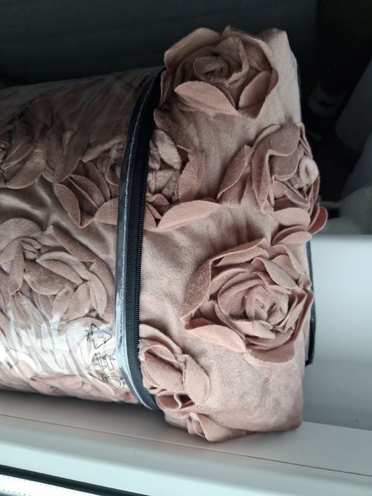 Zasłony welurowe Bella Roses komplet