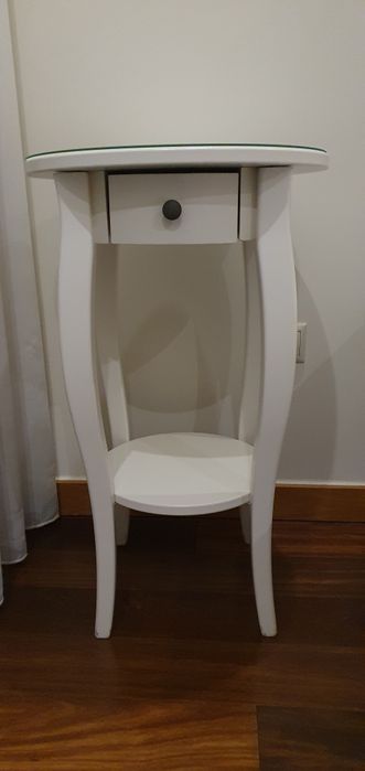 Headboard table / side table64740625811331120