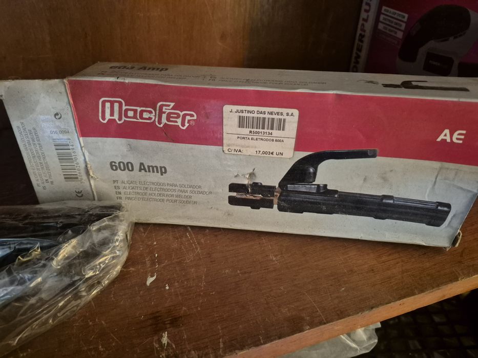 Alicate para aparelho de soldar