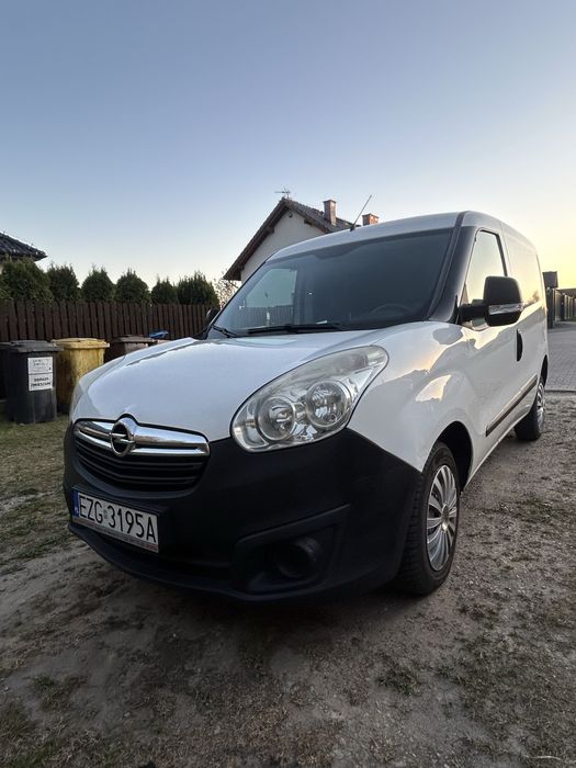 Opel Combo polski salon