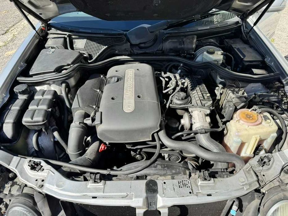 Mercedes-Benz E Class E200 CDI -Ano 2001 /433 000