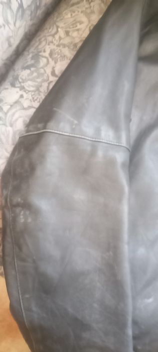 Casaco de pele  Sprinfield.   em um fecho novo. Para homem não tem ras