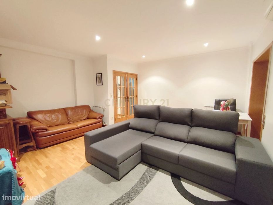 Apartamento T3 em Santa Maria Maior