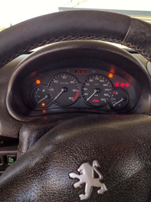 Peugeot 206 comercial