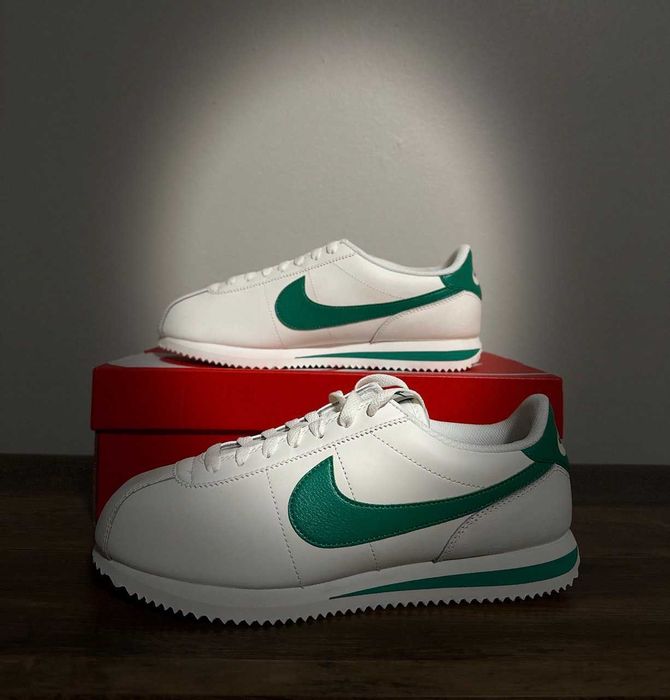 Nike Cortez 'Sail Stadium Green'.