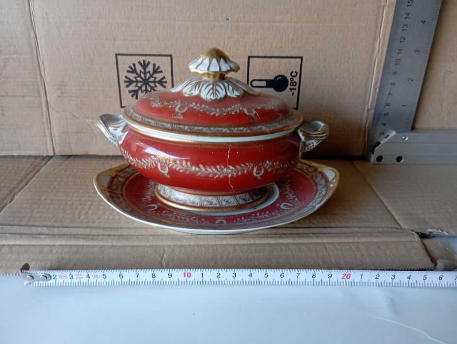Antique ceramic pieces with defects64751241397377121