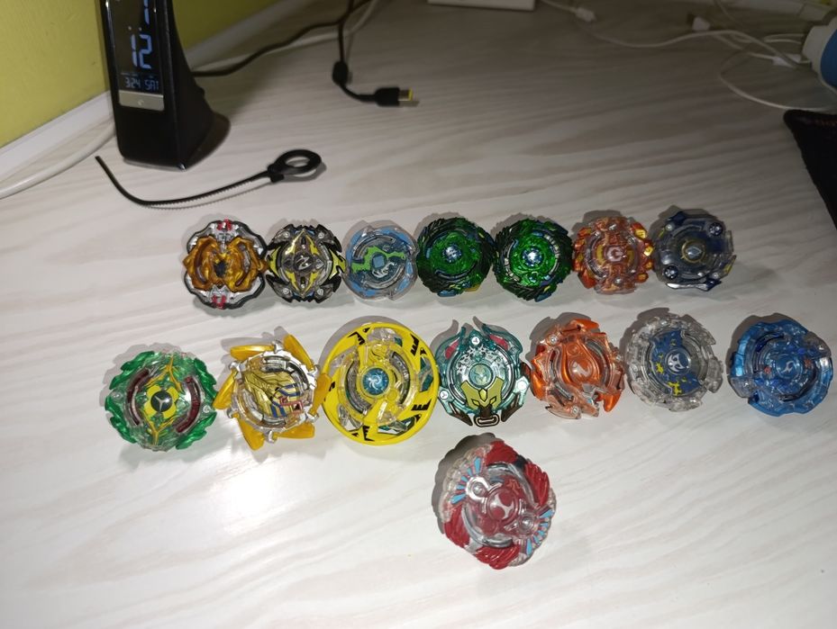 Продам бейблейди hasbro оригінал