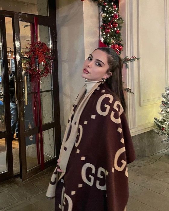 Стильний, двосторонній шарф палантин Gucci