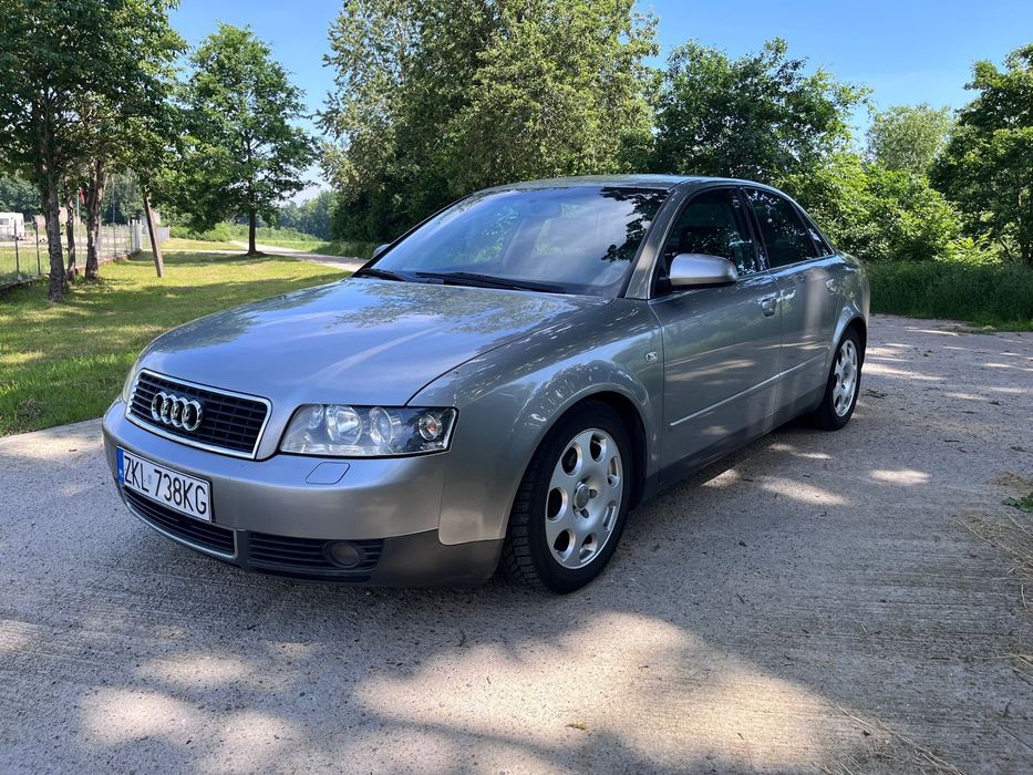 Audi A4 Limousine