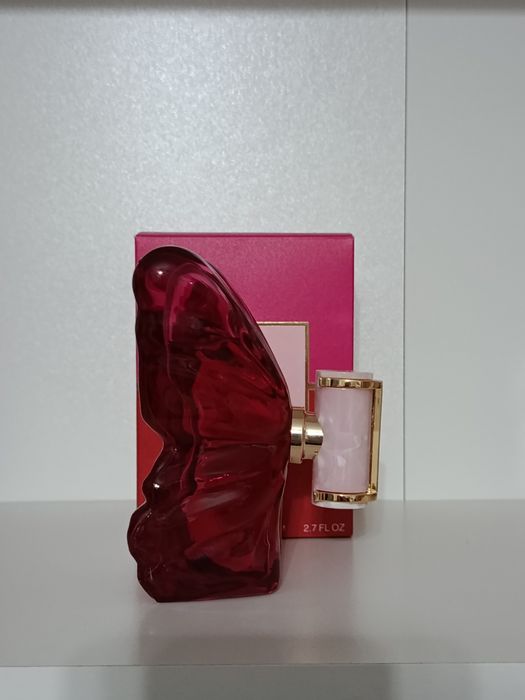 Perfumy  kształt motyl