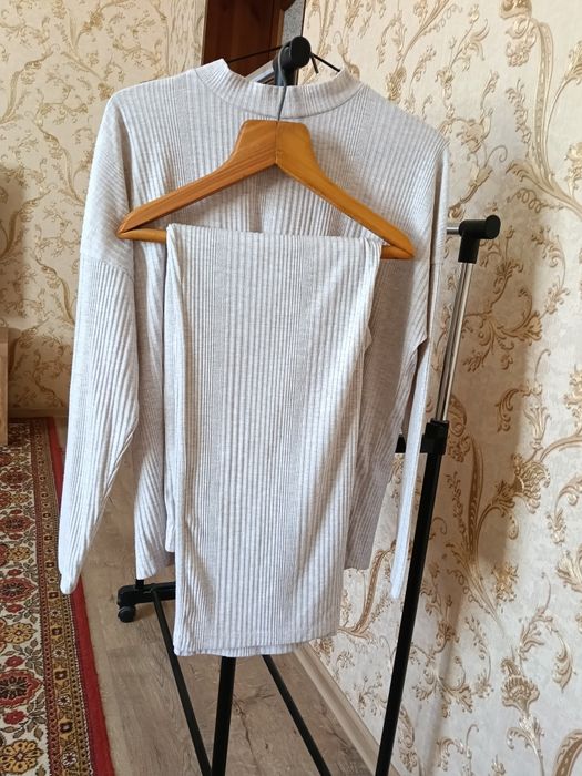 Продам костюм  в гарному стані