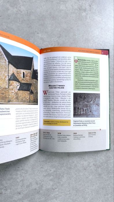 Multimedialna Historia Polski - Początki państwa polskiego + CD