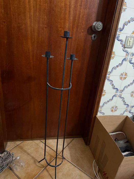 Candelabro preto