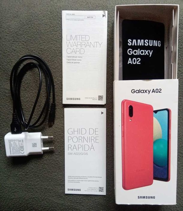 Samsung Galaxy A02 стан нового. Червоний.