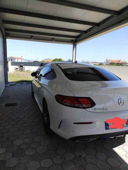 Mercedes C220d Coupé de 2017 9G com 151.000 km