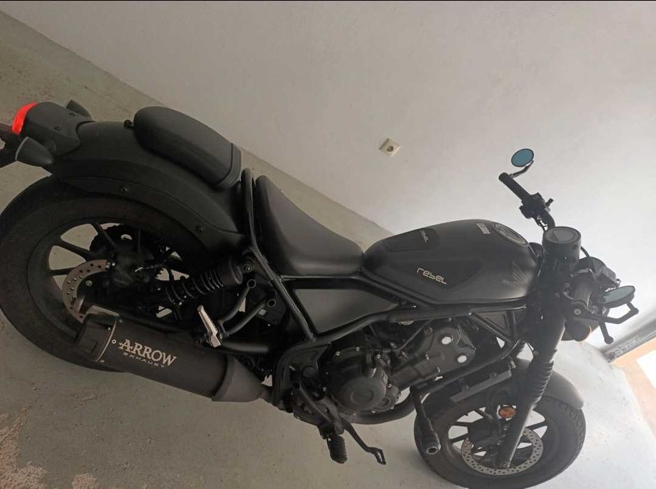 Moto rebel 500 ano 2024 . Bom estado.