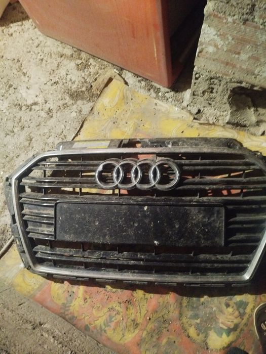 Vendo grelhas Audi vários modelos