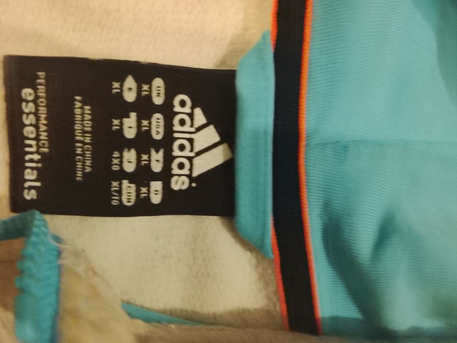 Orginalna bluza Adidasa , stan bardzo dobry