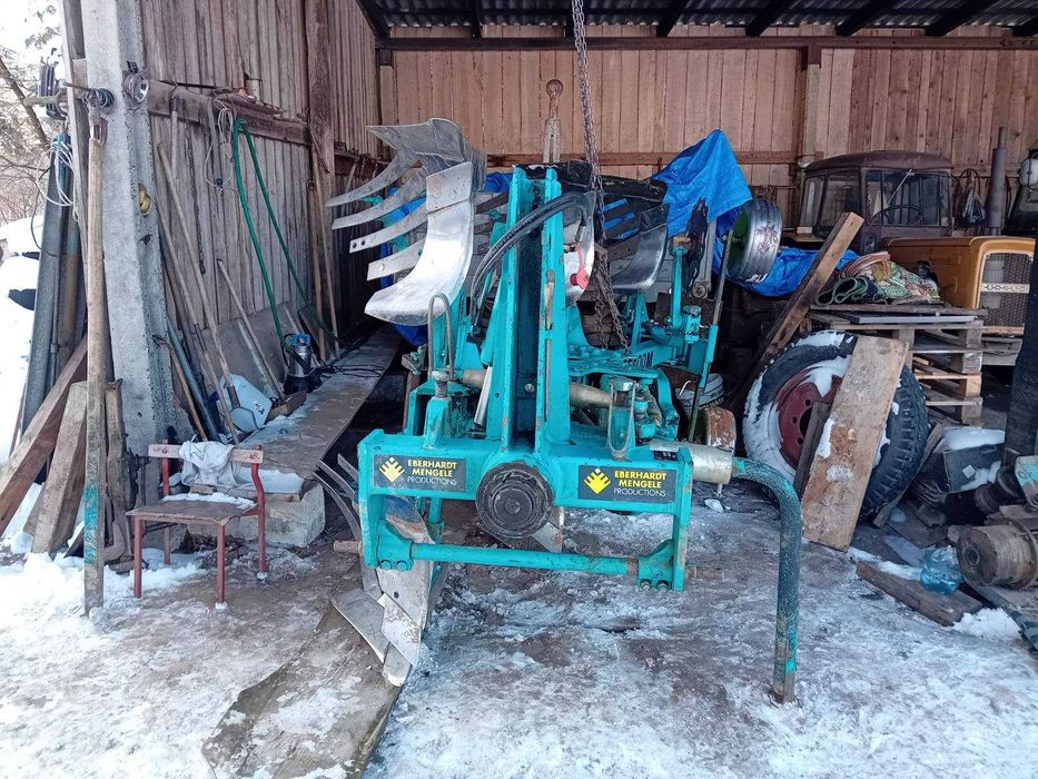 Плуг оборотний Eberhardt 3 корпусний як Lemken Europal 5 на кукурудзу
