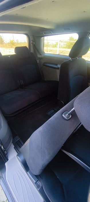 Mitsubishi 2.0 diesel  7 lugares