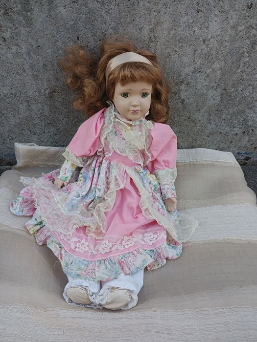 Coleção de antigas bonecas de porcelana 45cm desde 10€ unidade