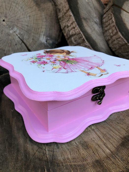 Шкатулка до прикрас