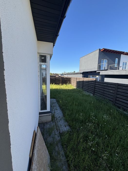 Продаж одноповерхового будинку з гіпсовою штукатуркою